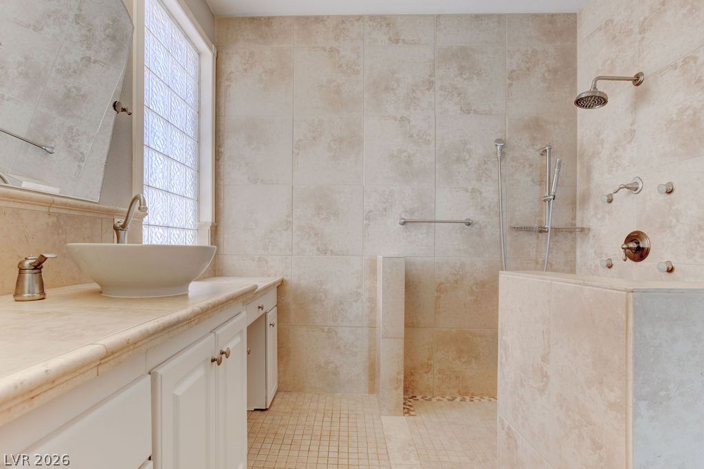 325 Brilliant Summit Circle Property Photo 36