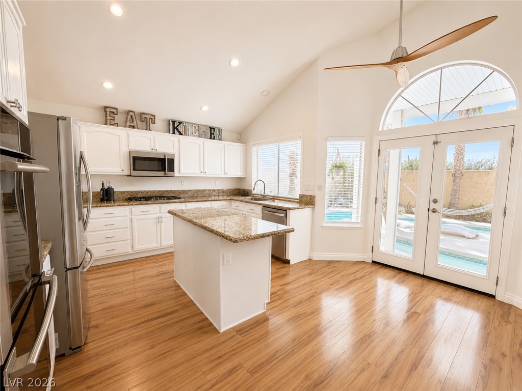 7547 Brightwood Drive Property Photo 13