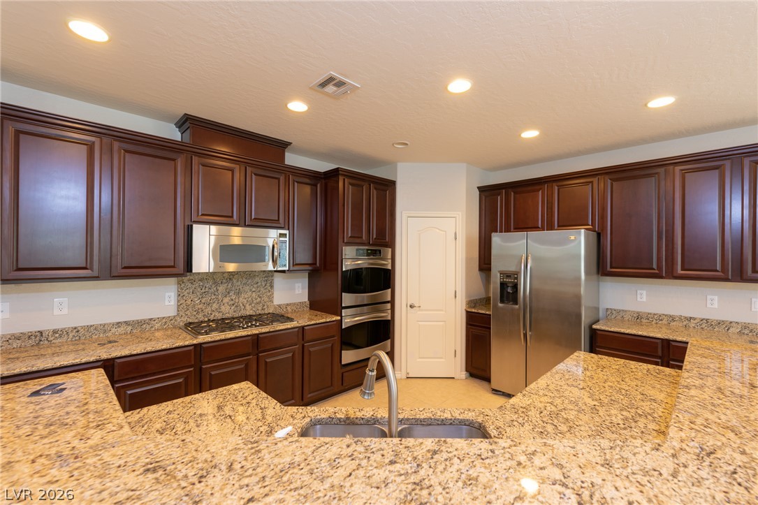 677 Coffee Cherries Court Property Photo 10