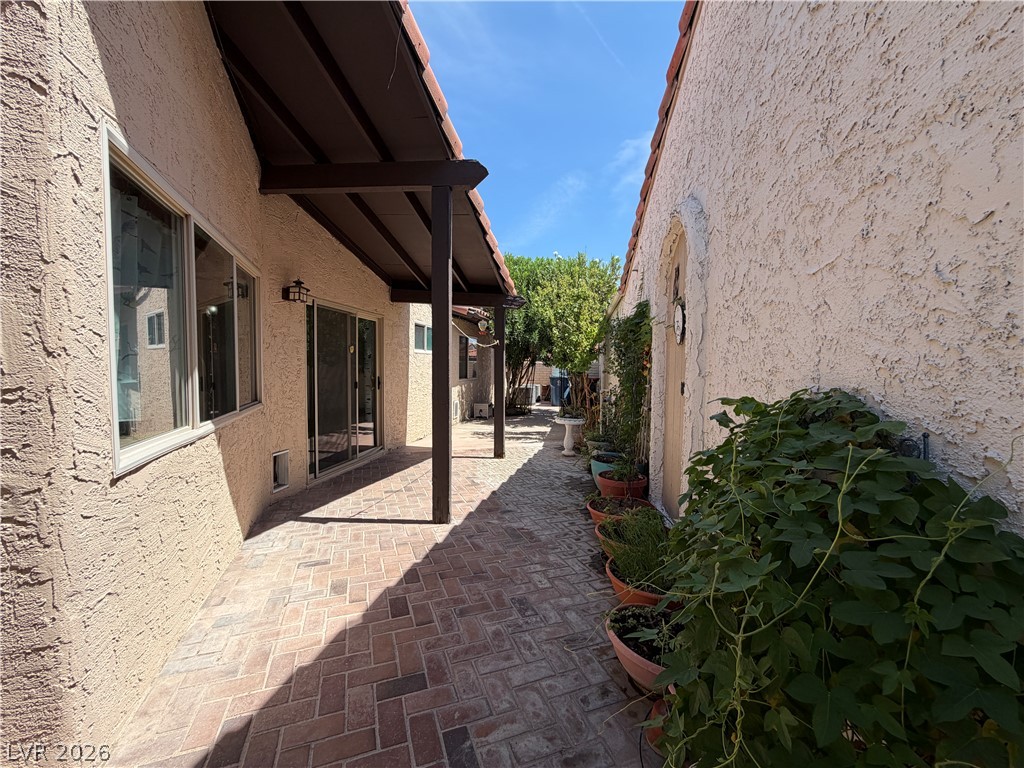 2212 Plaza Del Prado Property Photo 33