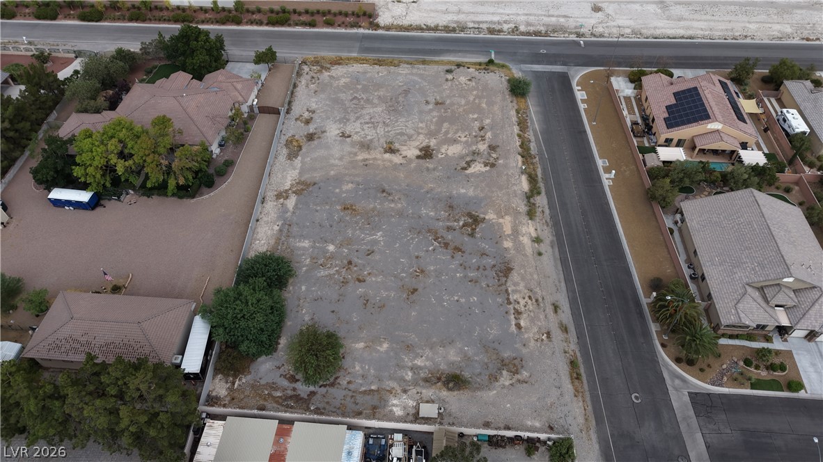 Darling Property Photo 2