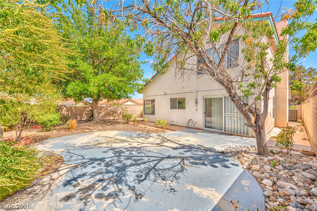 7686 Selby Court Property Photo 1