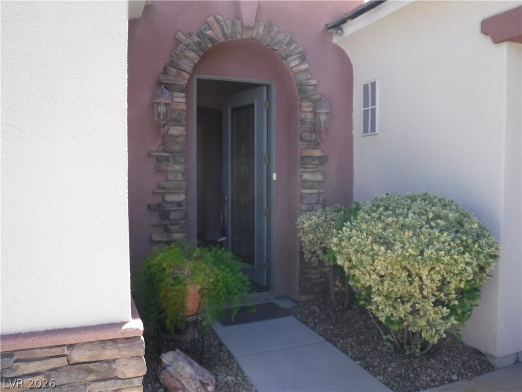 3334 Garden Shower Place Property Photo 5