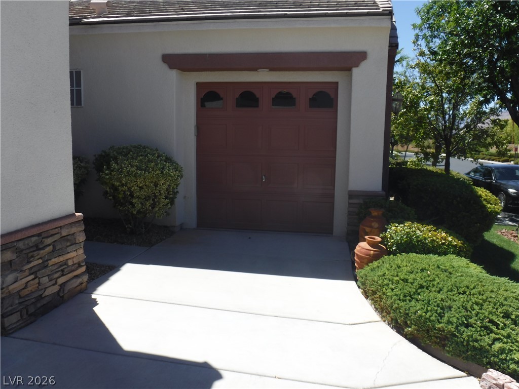 3334 Garden Shower Place Property Photo 11