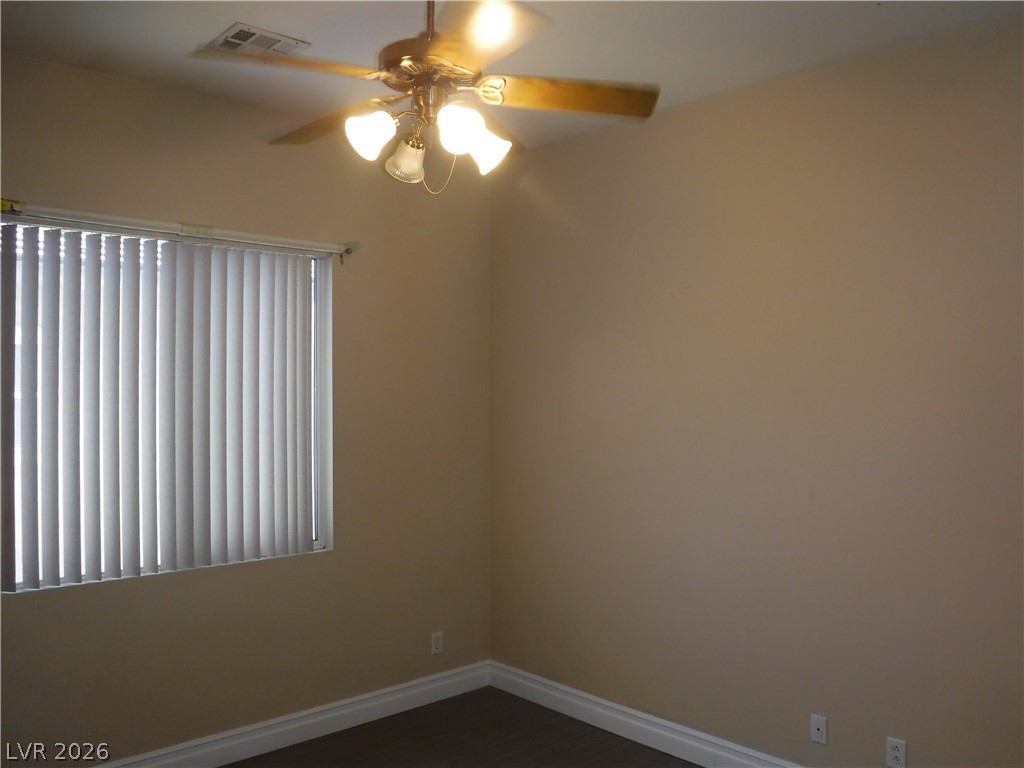3334 Garden Shower Place Property Photo 12