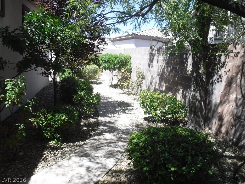 3334 Garden Shower Place Property Photo 37