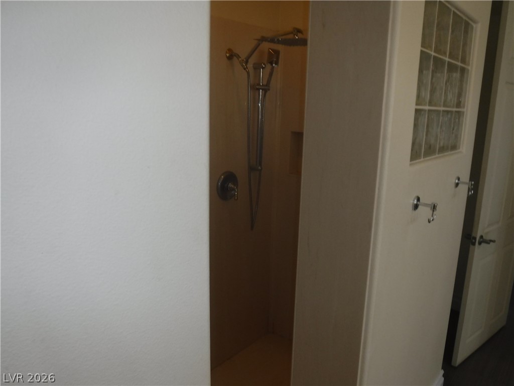 3334 Garden Shower Place Property Photo 49
