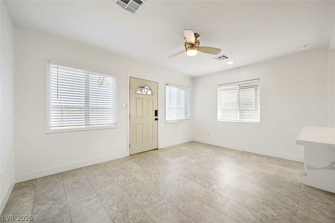 1934 Stanford Street B Property Photo 7