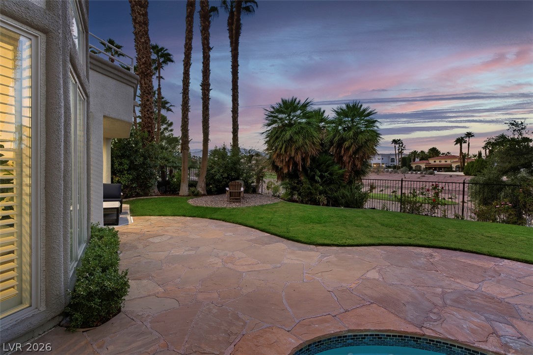 8848 Rainbow Ridge Drive Property Photo 14