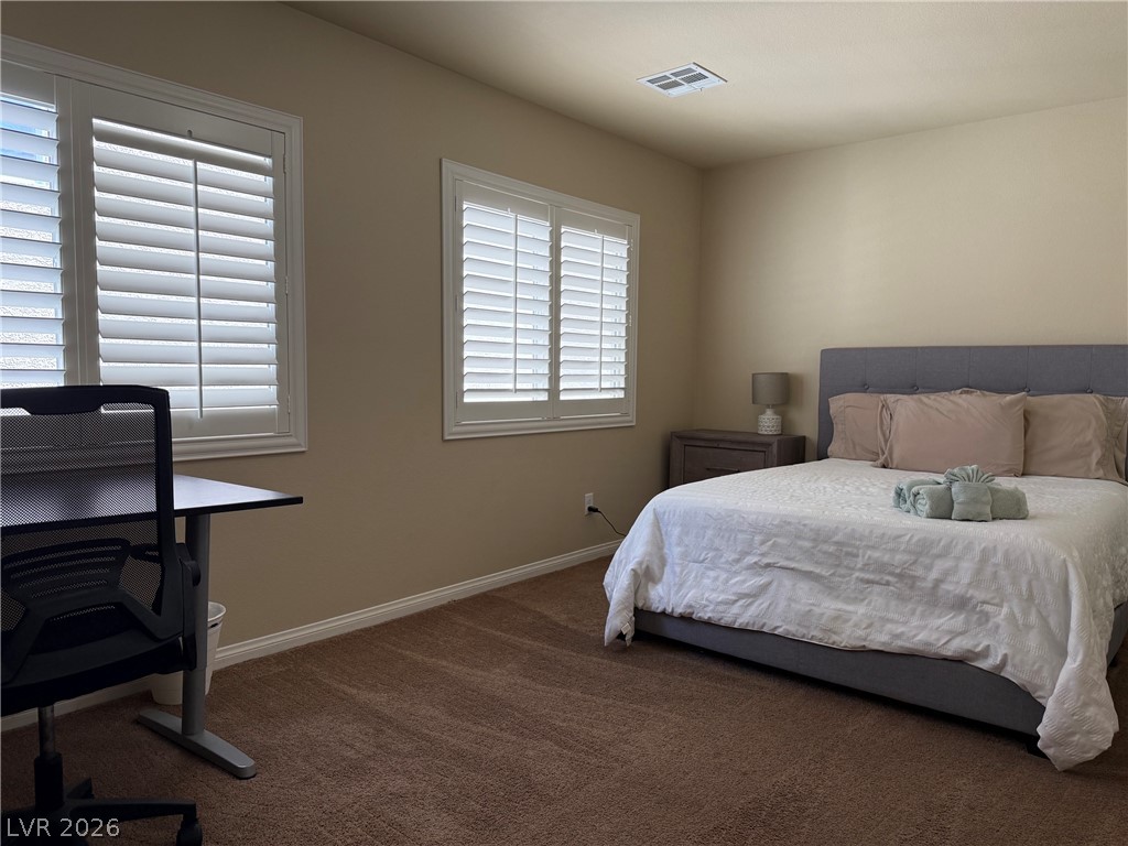 6073 Crown Palms Avenue Property Photo 17