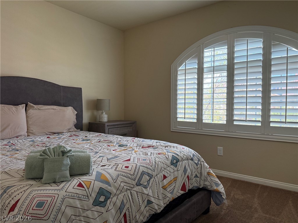 6073 Crown Palms Avenue Property Photo 22