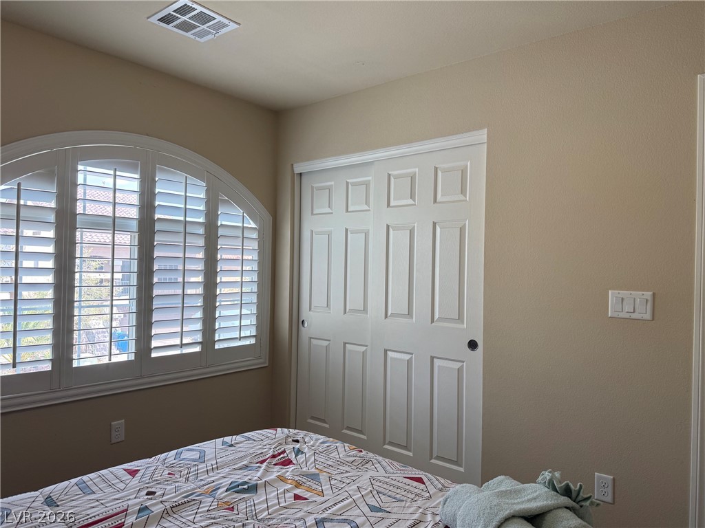 6073 Crown Palms Avenue Property Photo 23