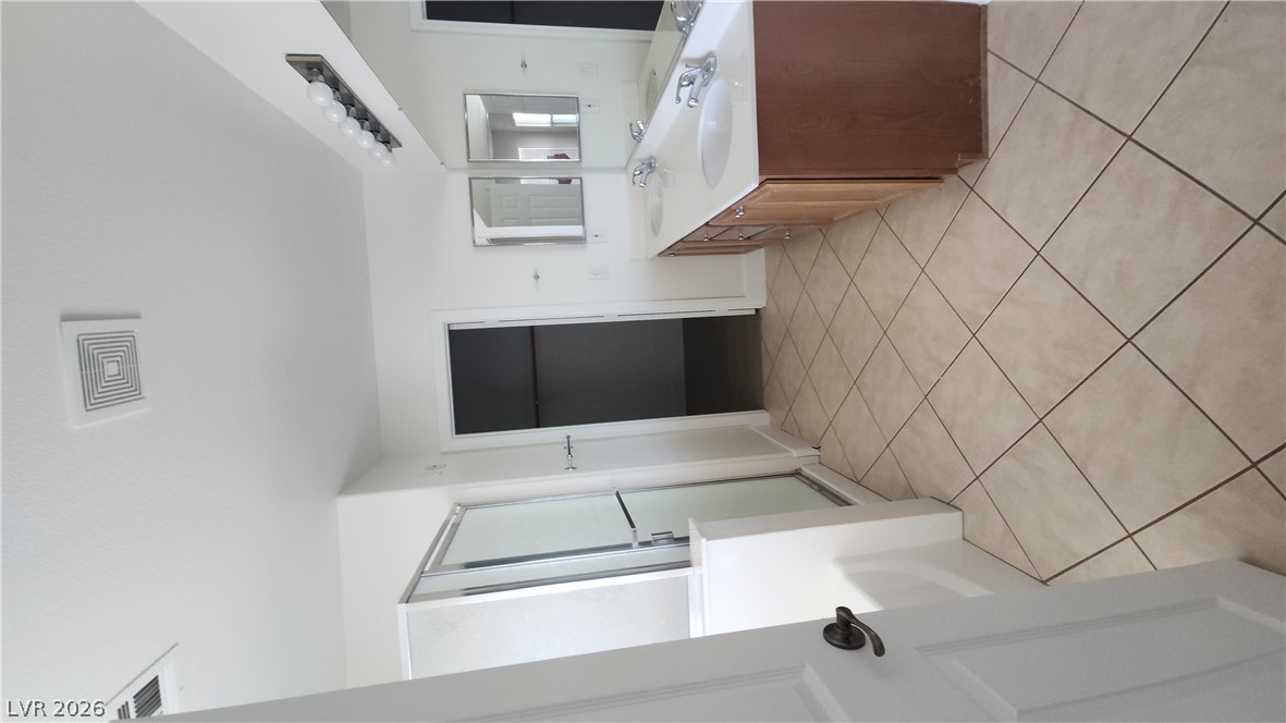 468 Lacabana Beach Drive 0 Property Photo 15