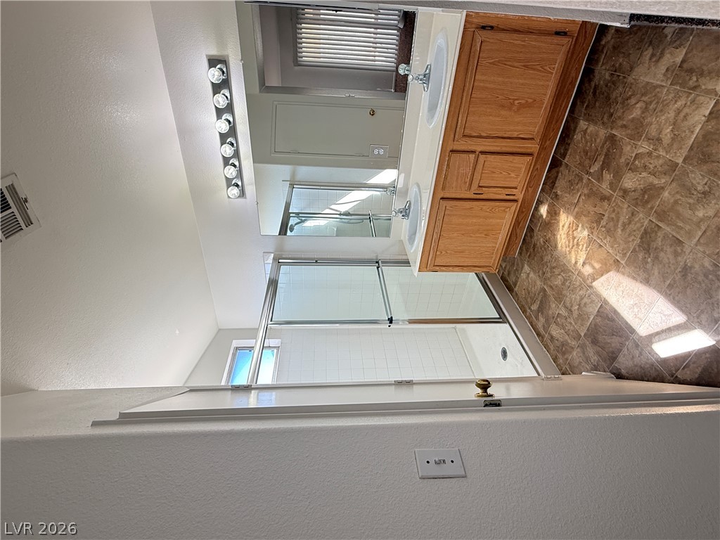 5520 Sentinel Bridge Street Property Photo 15