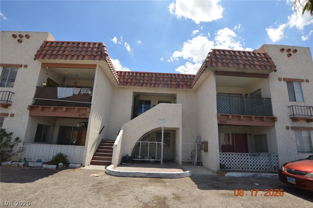 5267 Del Gado Drive C Property Photo 1