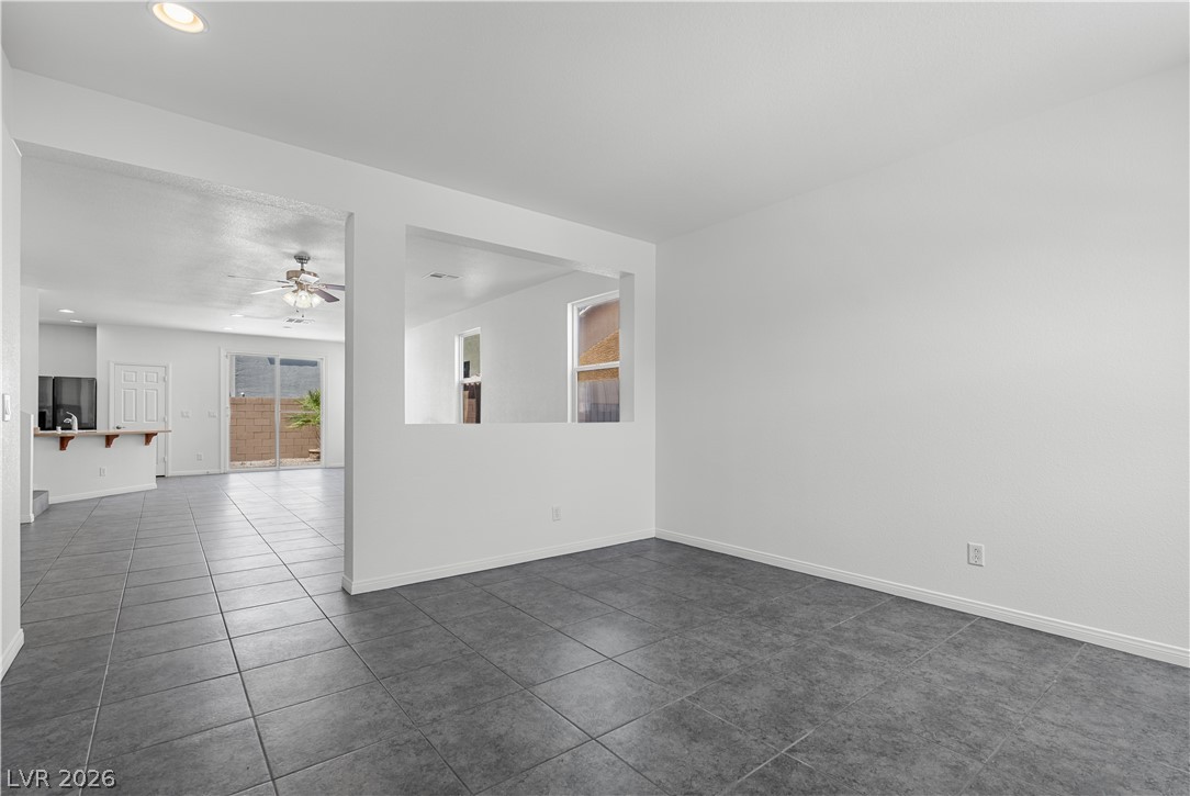 10375 Beallsville Street Property Photo 4