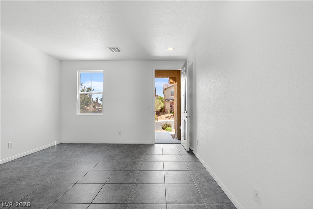 10375 Beallsville Street Property Photo 8