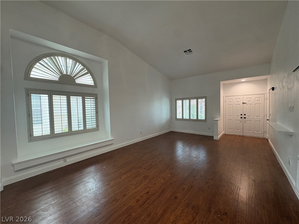 531 Drift Stone Avenue Property Photo 5