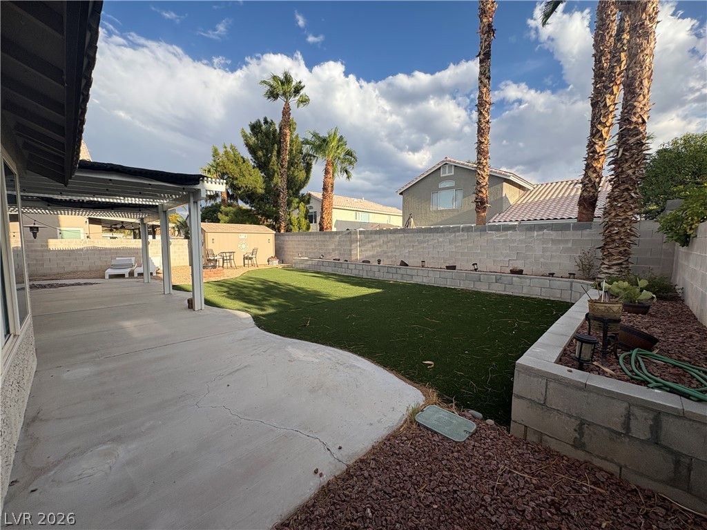 531 Drift Stone Avenue Property Photo 13