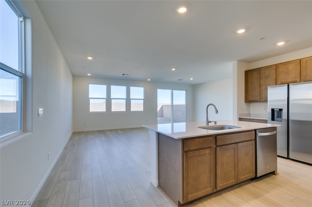 650 Moonlit Lake Lane Property Photo 4
