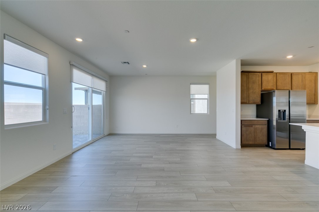 650 Moonlit Lake Lane Property Photo 4