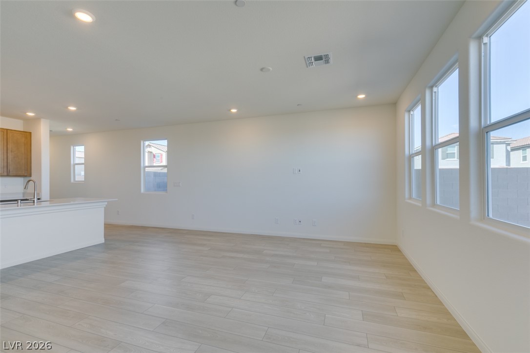 650 Moonlit Lake Lane Property Photo 9