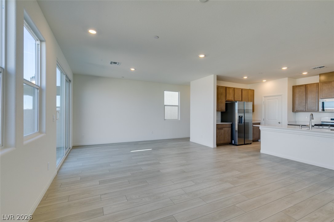 650 Moonlit Lake Lane Property Photo 12