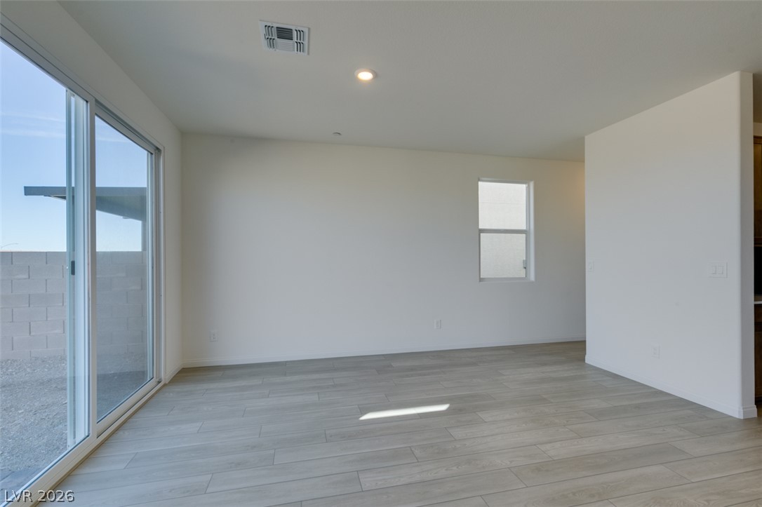 650 Moonlit Lake Lane Property Photo 15