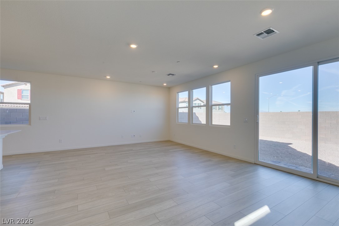 650 Moonlit Lake Lane Property Photo 17