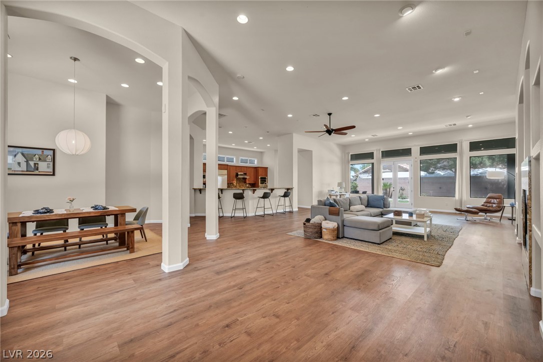 4528 Velvet Crest Lane Property Photo 2