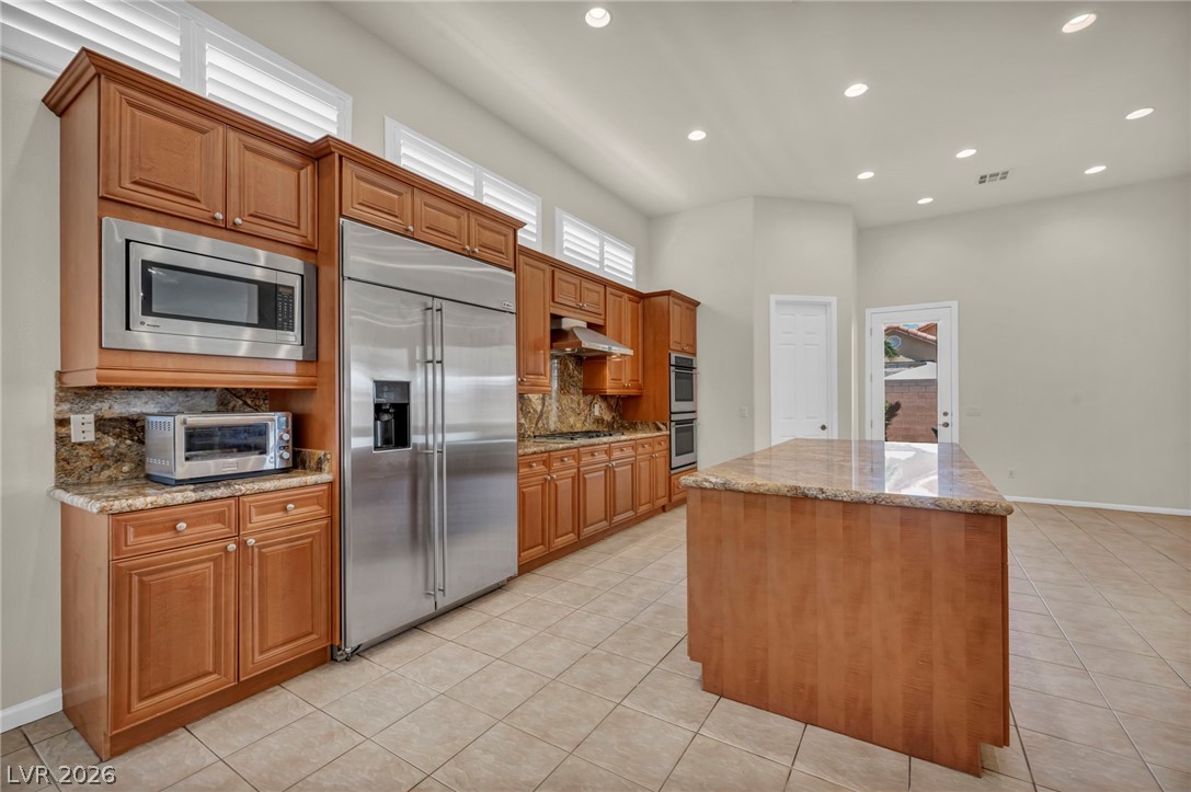 4528 Velvet Crest Lane Property Photo 6