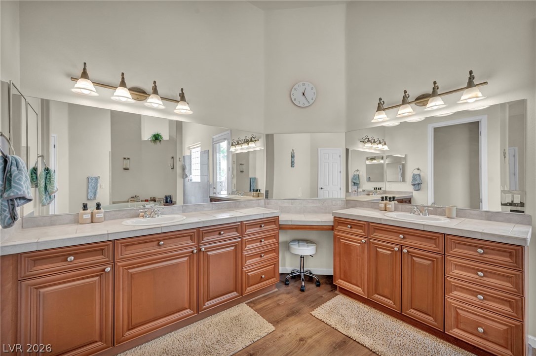 4528 Velvet Crest Lane Property Photo 13
