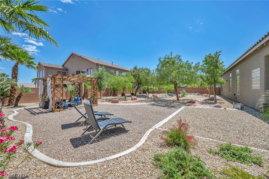 4528 Velvet Crest Lane Property Photo 18