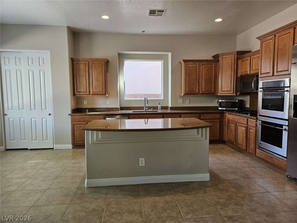 6887 Barred Dove Lane Property Photo 7