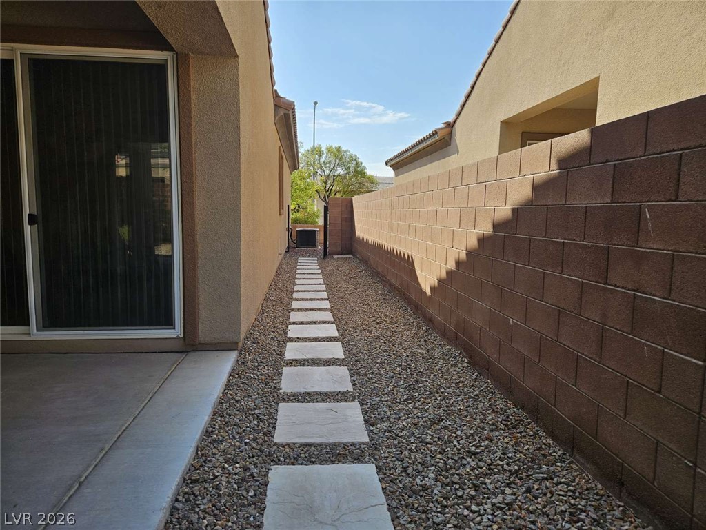 6887 Barred Dove Lane Property Photo 23