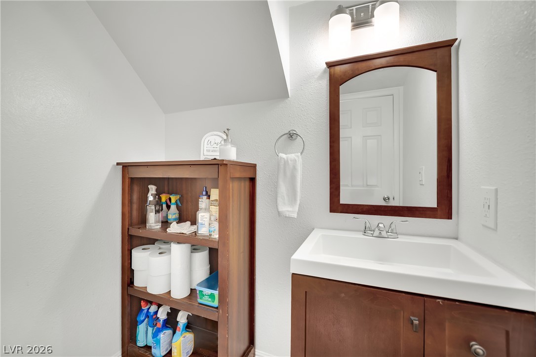 5425 Alpaca Circle Property Photo 14
