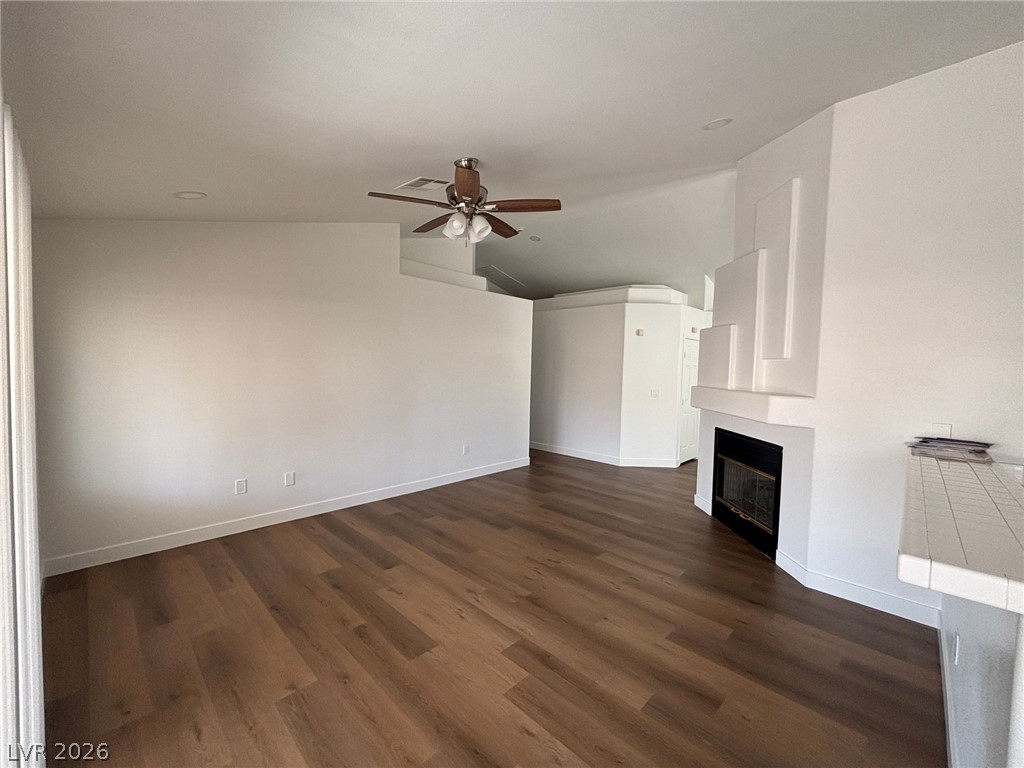 7717 White Grass Avenue Property Photo 4