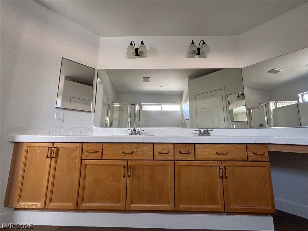 7717 White Grass Avenue Property Photo 8