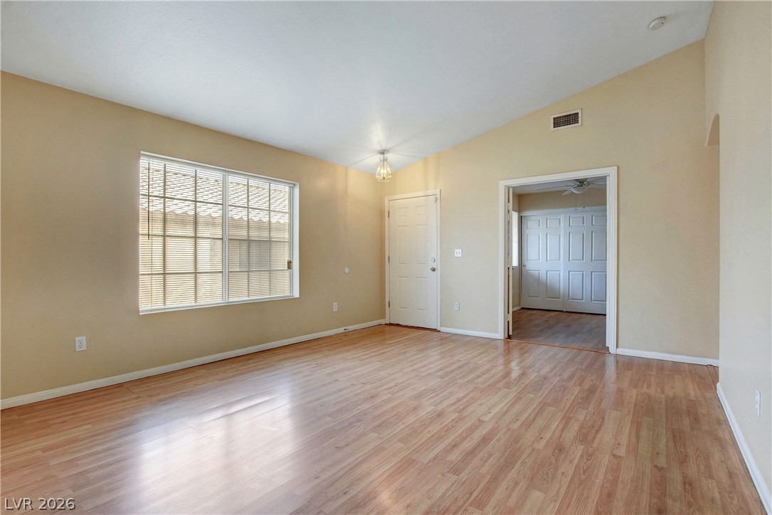 1540 Gaber Property Photo 7