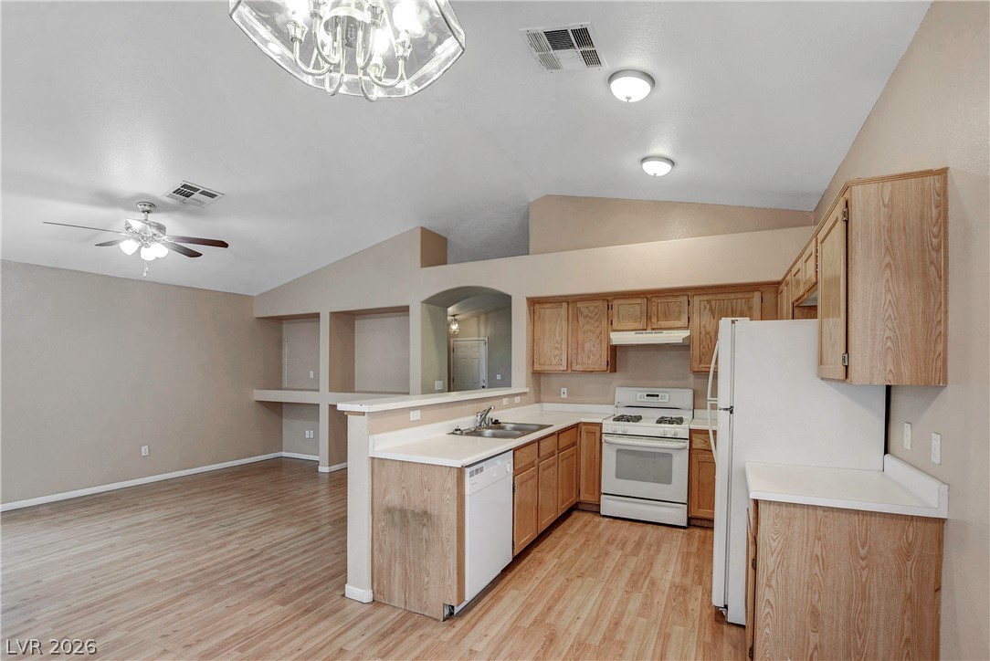 1540 Gaber Property Photo 14