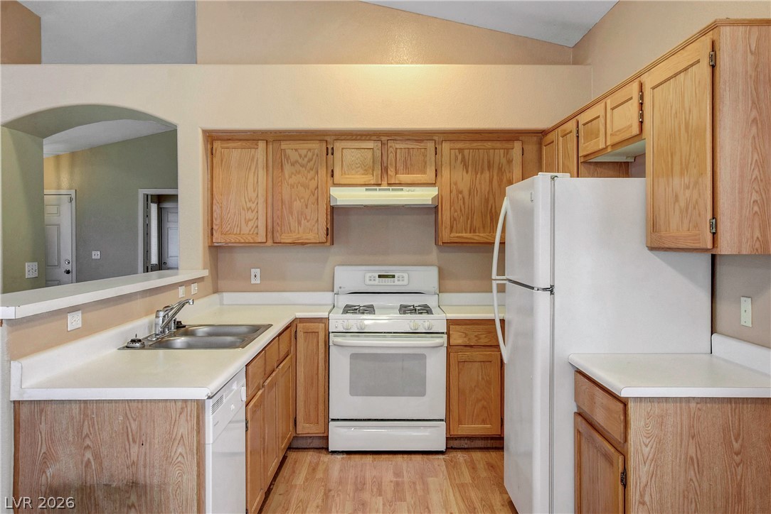 1540 Gaber Property Photo 15