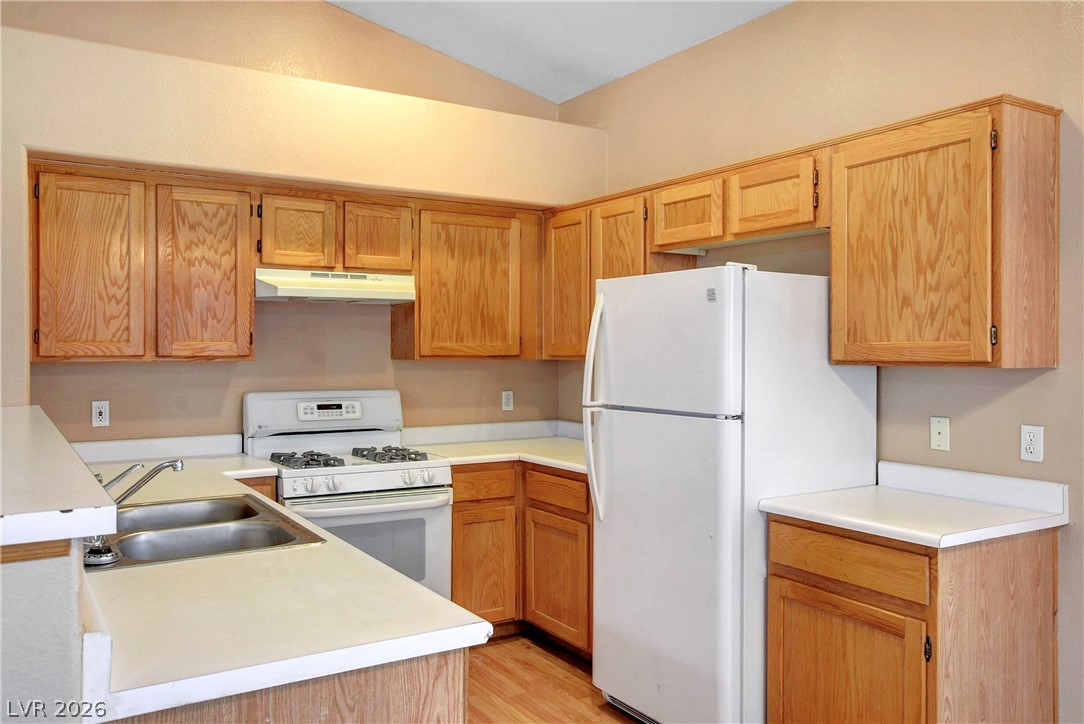 1540 Gaber Property Photo 16
