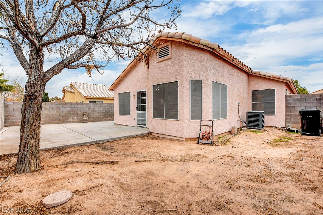 1540 Gaber Property Photo 34