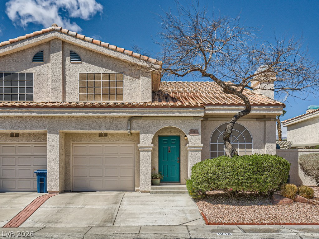 1045 Grammy Drive Property Photo 1