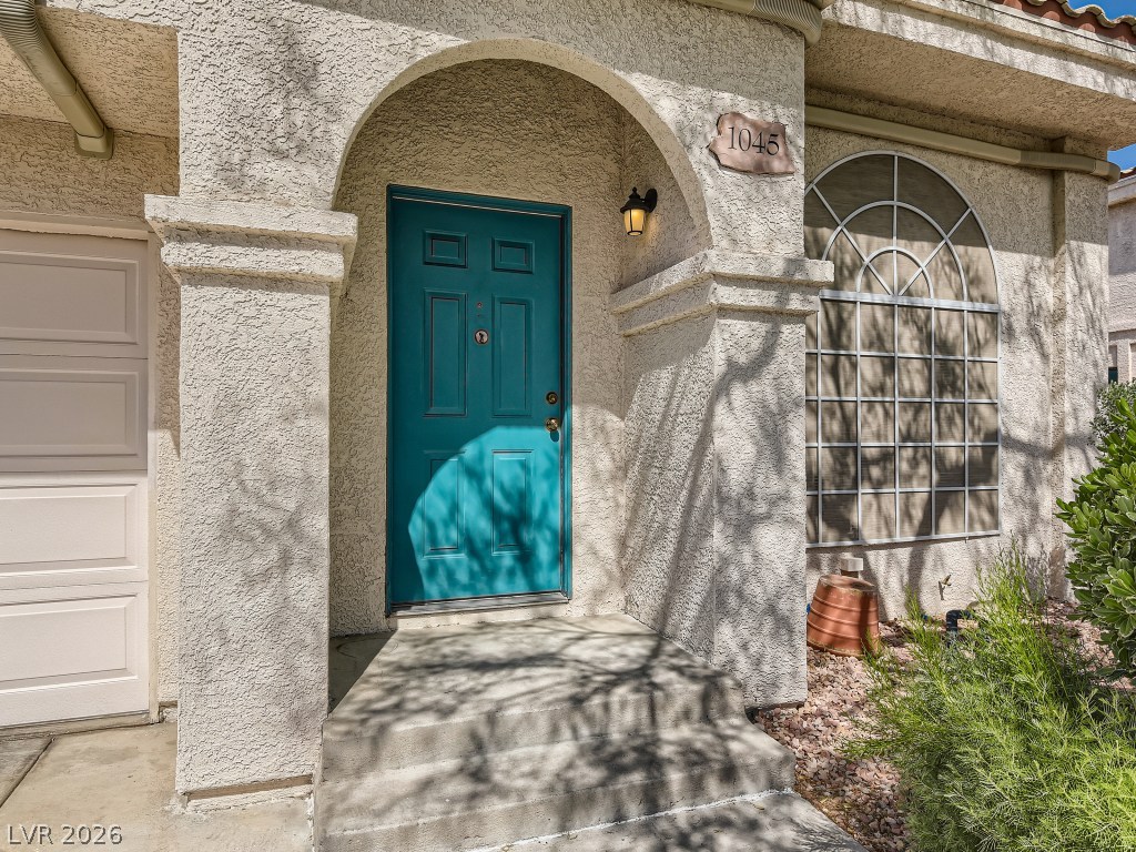 1045 Grammy Drive Property Photo 2