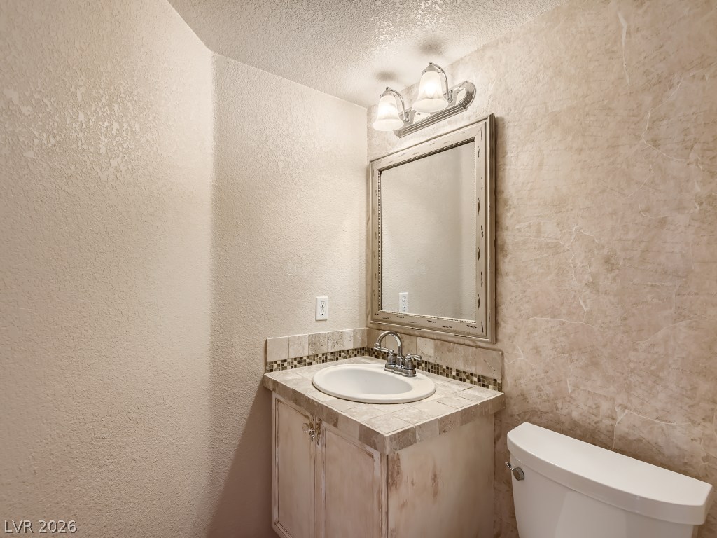 1045 Grammy Drive Property Photo 7