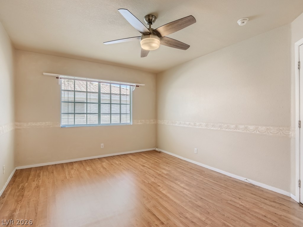 1045 Grammy Drive Property Photo 10