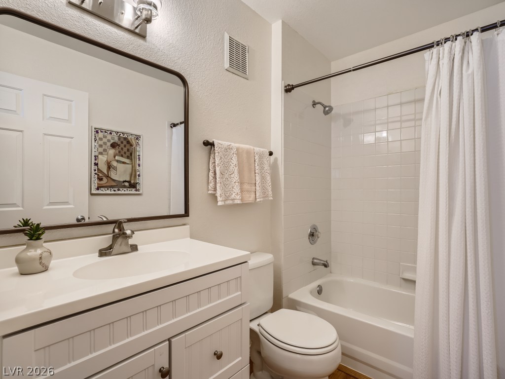 1045 Grammy Drive Property Photo 11