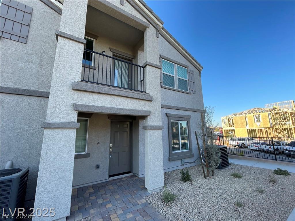 645 Bellus Place Property Photo 2