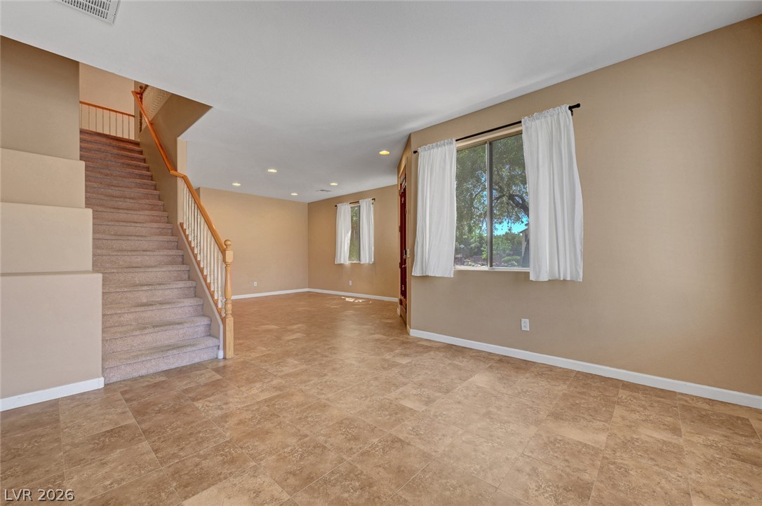 7332 Jelson Falls Street Property Photo 15